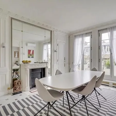 Luxury City * Paris